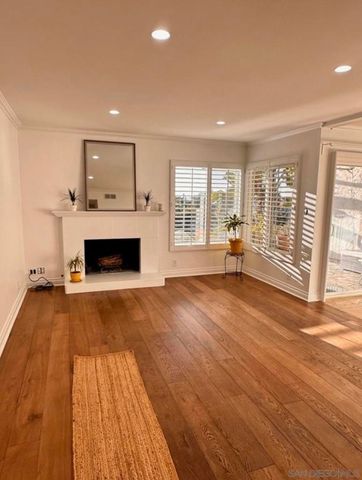 911 Caminito Madrigal E, Carlsbad, CA 92011