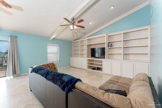 1118 Pompano Avenue, Port Isabel, TX 78578