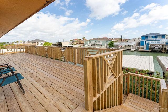 1118 Pompano Avenue, Port Isabel, TX 78578