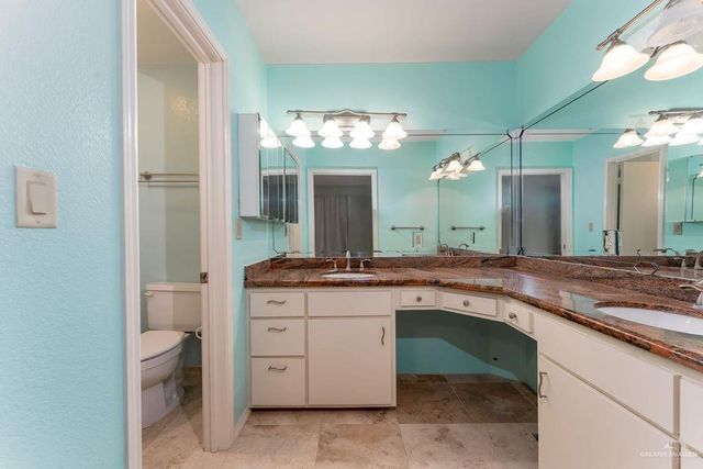 1118 Pompano Avenue, Port Isabel, TX 78578