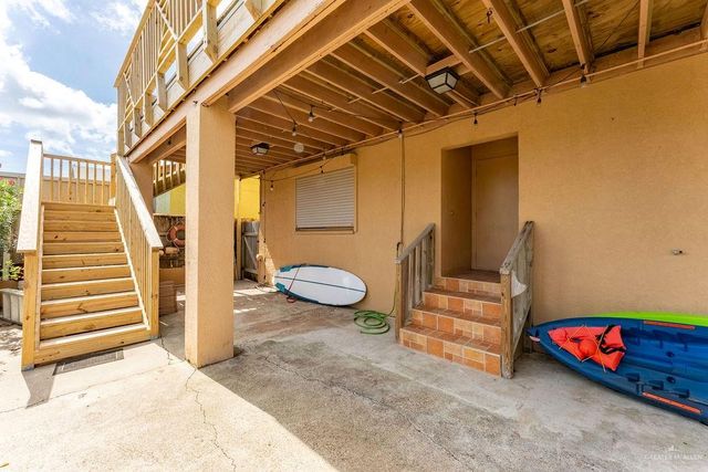 1118 Pompano Avenue, Port Isabel, TX 78578