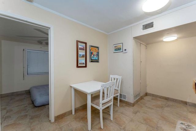 1118 Pompano Avenue, Port Isabel, TX 78578