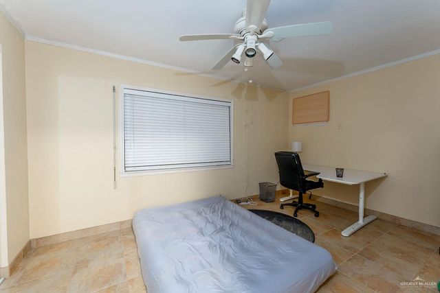 1118 Pompano Avenue, Port Isabel, TX 78578