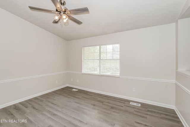 5821 Whisper Wood Rd, Knoxville, TN 37918