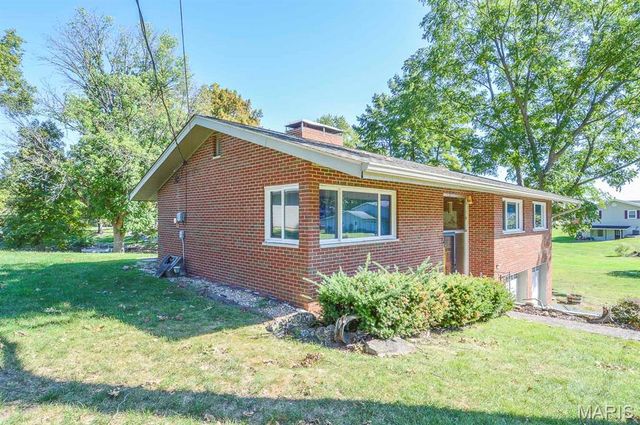 59 Lake Shore Drive, Troy, IL 62294