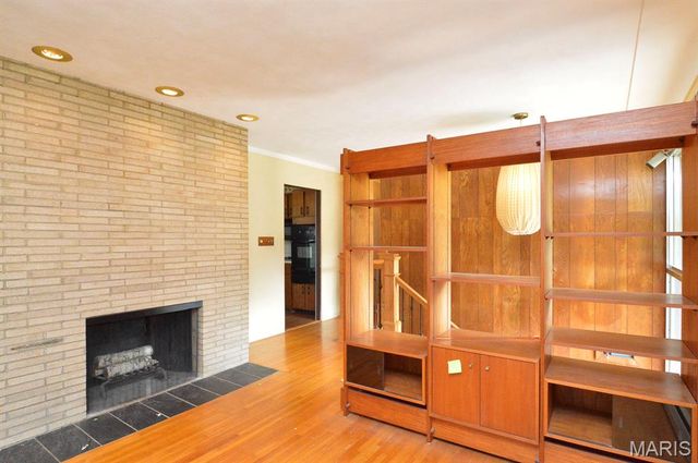 59 Lake Shore Drive, Troy, IL 62294