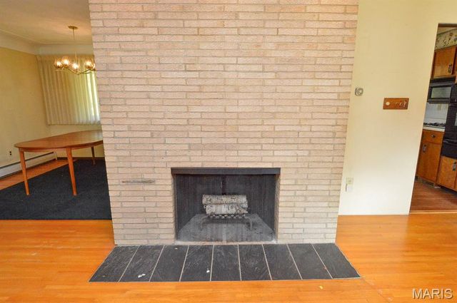 59 Lake Shore Drive, Troy, IL 62294