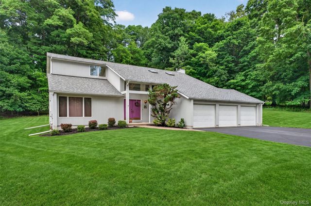 7 Indian Hill Road, Warwick, NY 10990