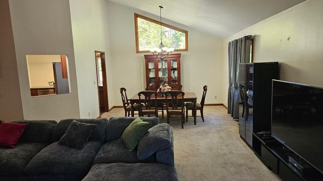 1616 Coppertree Road, 1615, Columbus, OH 43232