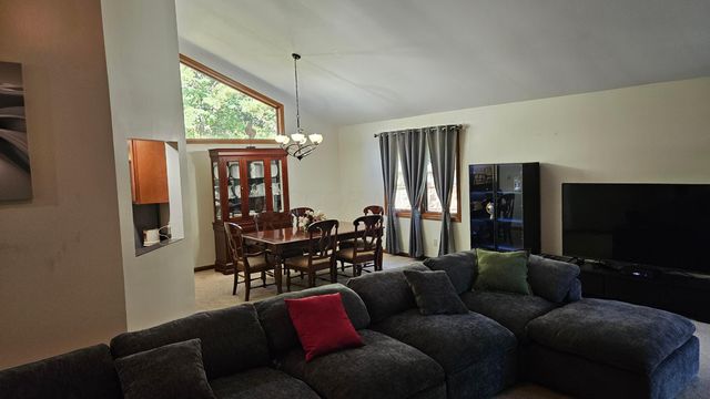 1616 Coppertree Road, 1615, Columbus, OH 43232