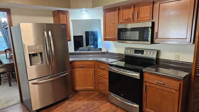 1616 Coppertree Road, 1615, Columbus, OH 43232