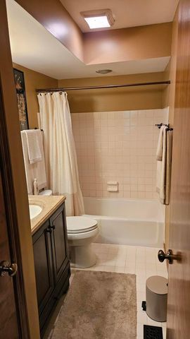 1616 Coppertree Road, 1615, Columbus, OH 43232