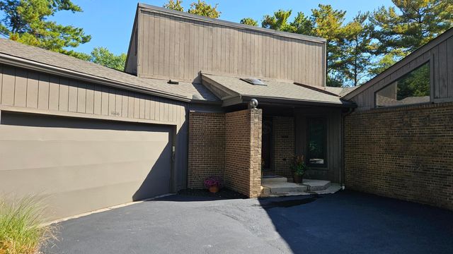 1616 Coppertree Road, 1615, Columbus, OH 43232