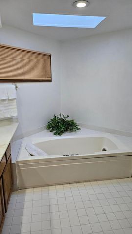 1616 Coppertree Road, 1615, Columbus, OH 43232