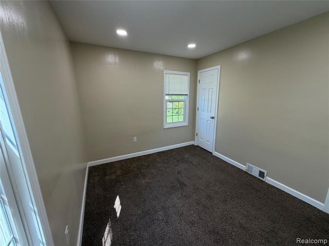 7459 Asbury Park, Detroit, MI 48228