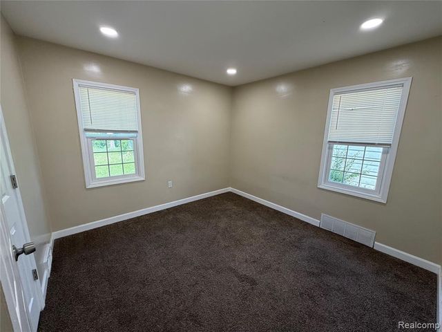 7459 Asbury Park, Detroit, MI 48228