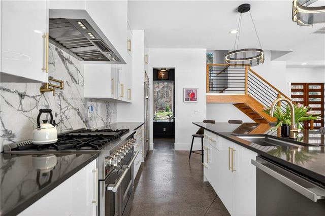 101 Henderson Street, Woodstock, GA 30188