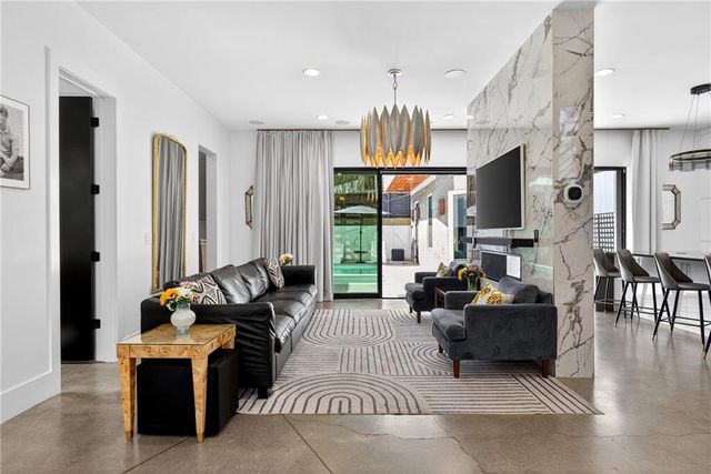 101 Henderson Street, Woodstock, GA 30188