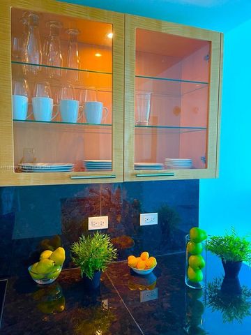 6801 Collins Ave C1115, Miami Beach, FL 33141