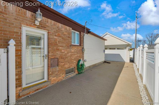 32624 Avondale Street, Westland, MI 48186