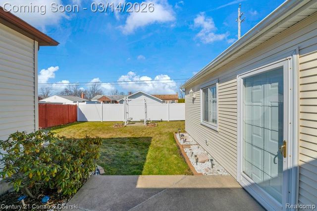 32624 Avondale Street, Westland, MI 48186