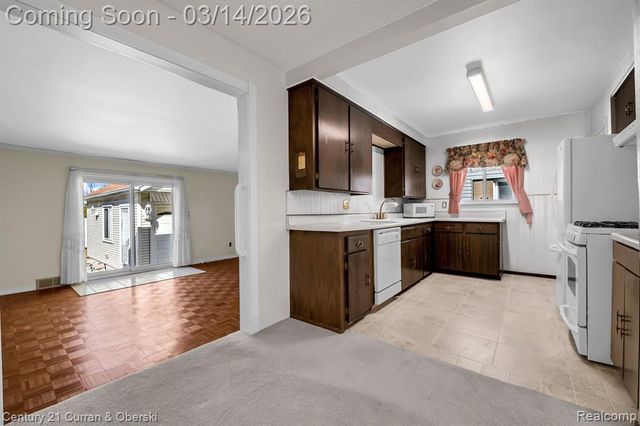 32624 Avondale Street, Westland, MI 48186