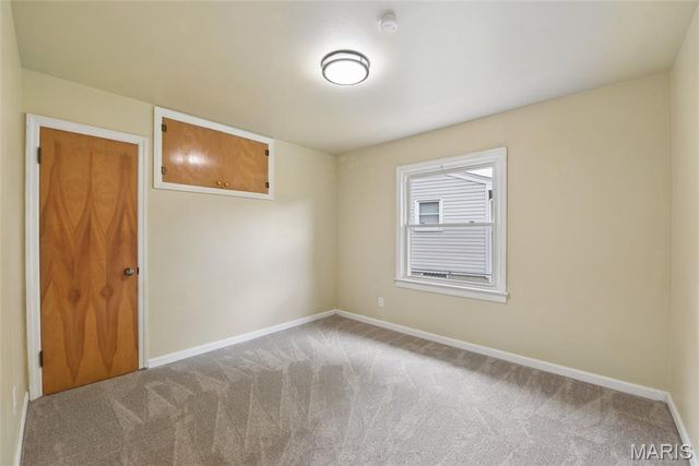 1150 Charbonnier Road, Florissant, MO 63031