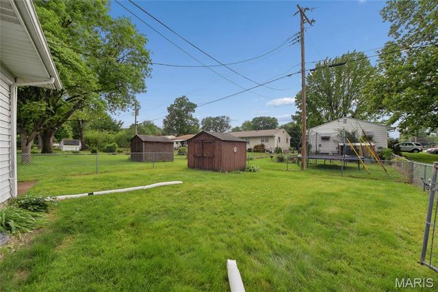 1150 Charbonnier Road, Florissant, MO 63031