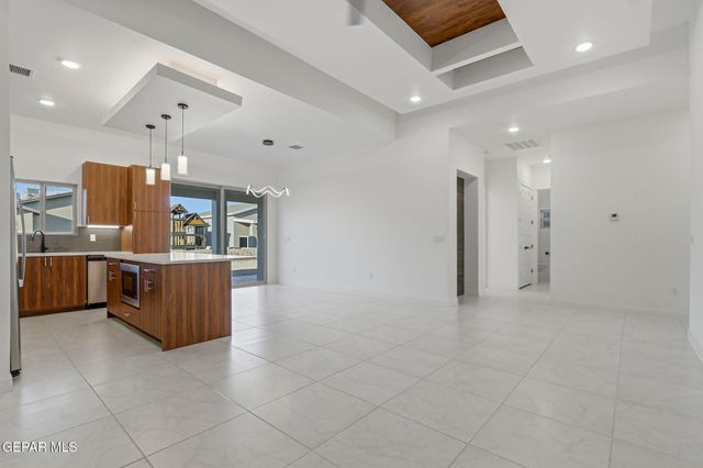 953 AQUEDUCT Avenue, El Paso, TX 79932