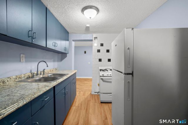 87 Amity Street 2S, Hartford, CT 06106