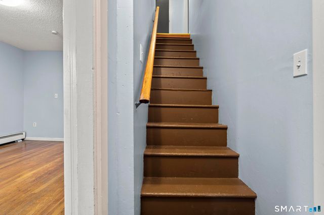 87 Amity Street 2S, Hartford, CT 06106