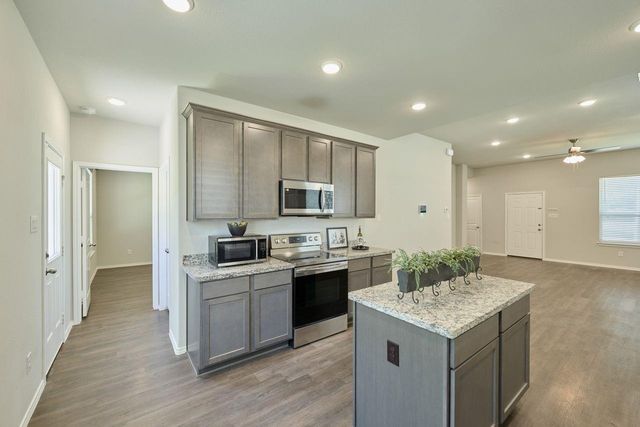 901 Chickasaw Drive, Conroe, TX 77316