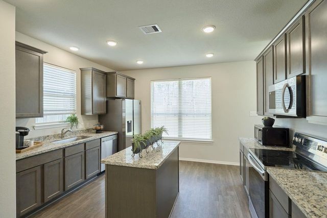 901 Chickasaw Drive, Conroe, TX 77316