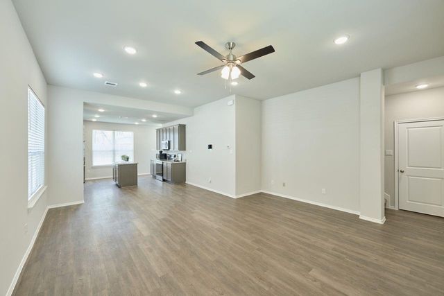 901 Chickasaw Drive, Conroe, TX 77316