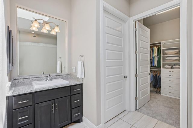 329 Mendocino LN, Austin, TX 78737