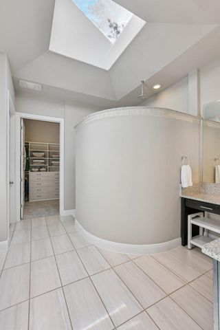 329 Mendocino LN, Austin, TX 78737