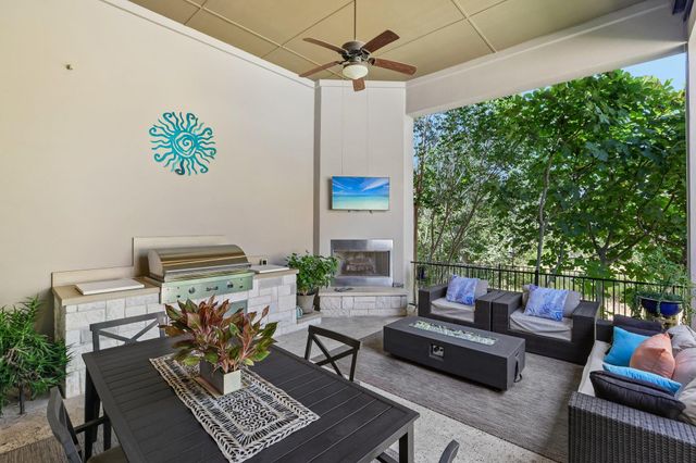 329 Mendocino LN, Austin, TX 78737