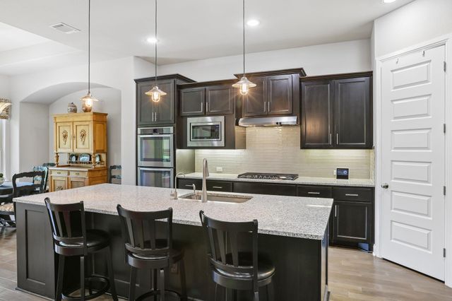 329 Mendocino LN, Austin, TX 78737