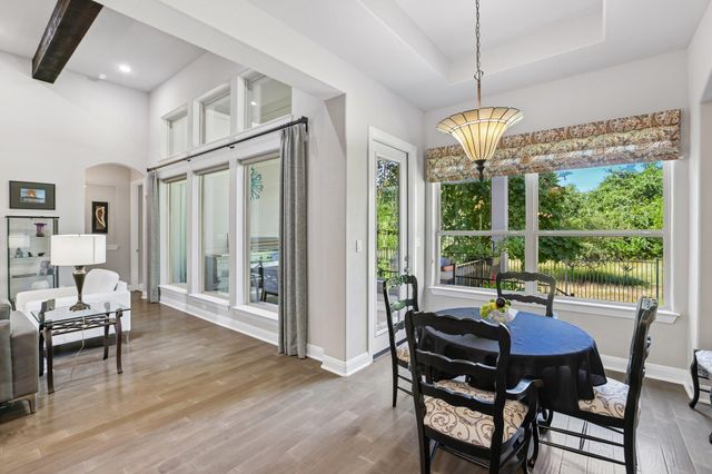 329 Mendocino LN, Austin, TX 78737