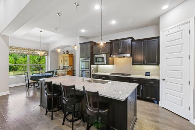 329 Mendocino LN, Austin, TX 78737