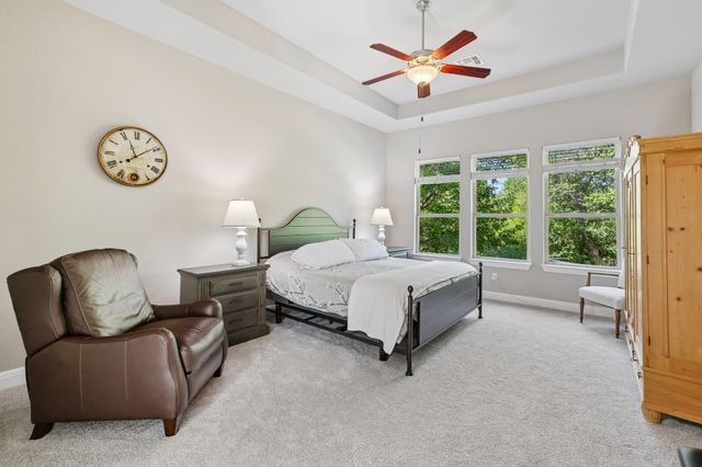 329 Mendocino LN, Austin, TX 78737