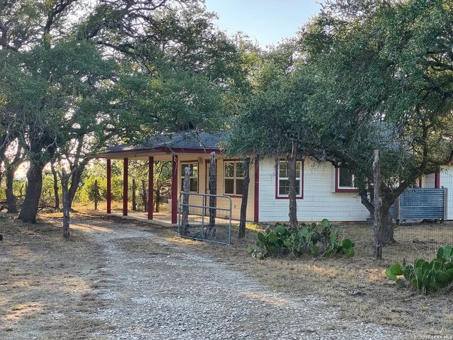 1263 Agaritaville, Spring Branch, TX 78070