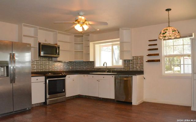1263 Agaritaville, Spring Branch, TX 78070