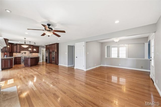 14196 Cross Trails Drive, Chesterfield, MO 63017