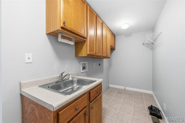 14196 Cross Trails Drive, Chesterfield, MO 63017