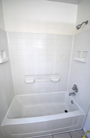 7231 Teypana Road NW, Albuquerque, NM 87114