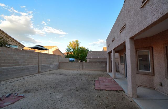 7231 Teypana Road NW, Albuquerque, NM 87114