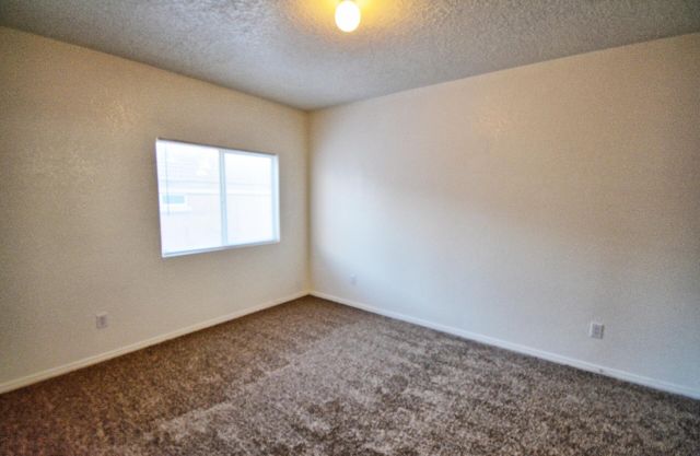 7231 Teypana Road NW, Albuquerque, NM 87114