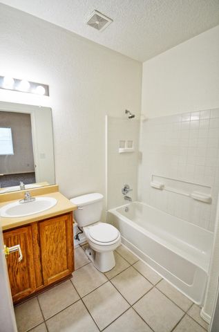 7231 Teypana Road NW, Albuquerque, NM 87114