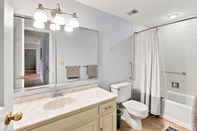 161 Pelham Lane E, Jamesburg, NJ 08831